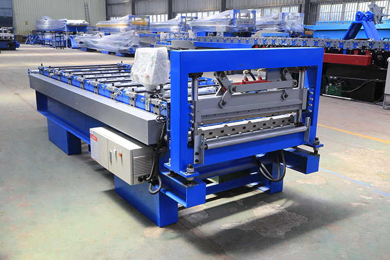 Roof Panel Roll Forming Machine