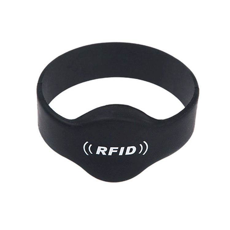 สร้อยข้อมือซิลิโคนสีดำ OEM RFID TK4100 สำหรับกิจกรรม