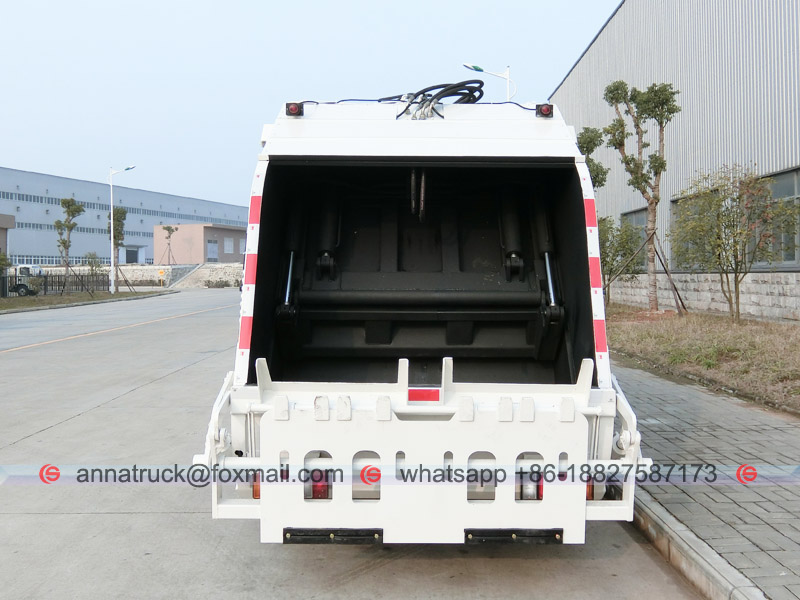 6CBM ISUZU Compactor Garbage Truck - Back 