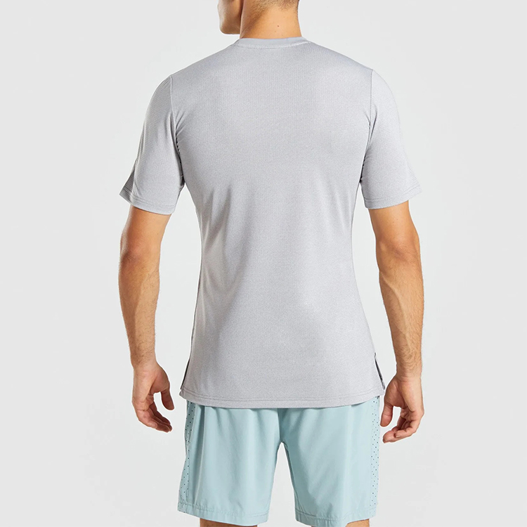 Flexible & breathable men tee