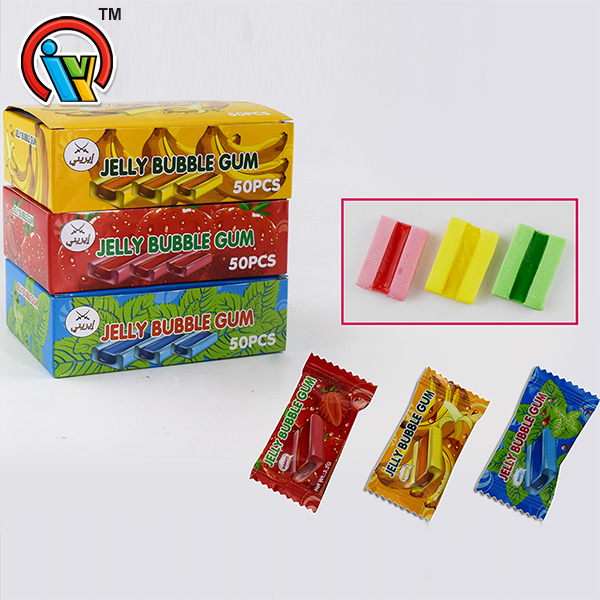 chewing bubble gum candy with jelly 